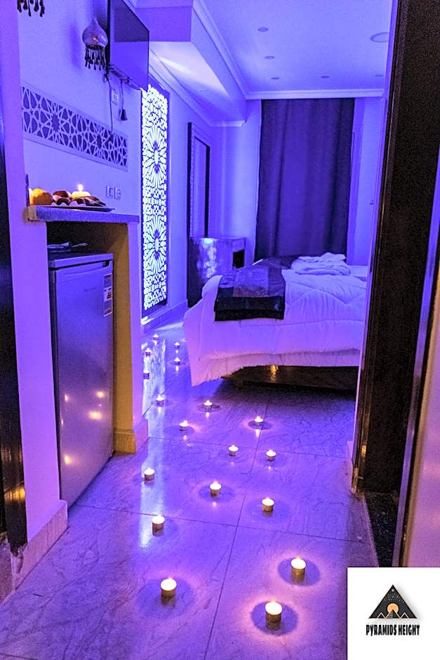 Pyramids Height Hotel & Pyramids Master Scene Rooftop