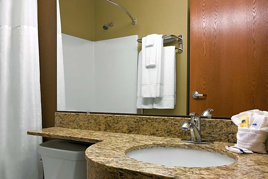 Microtel Inn & Suites by Wyndham Midland