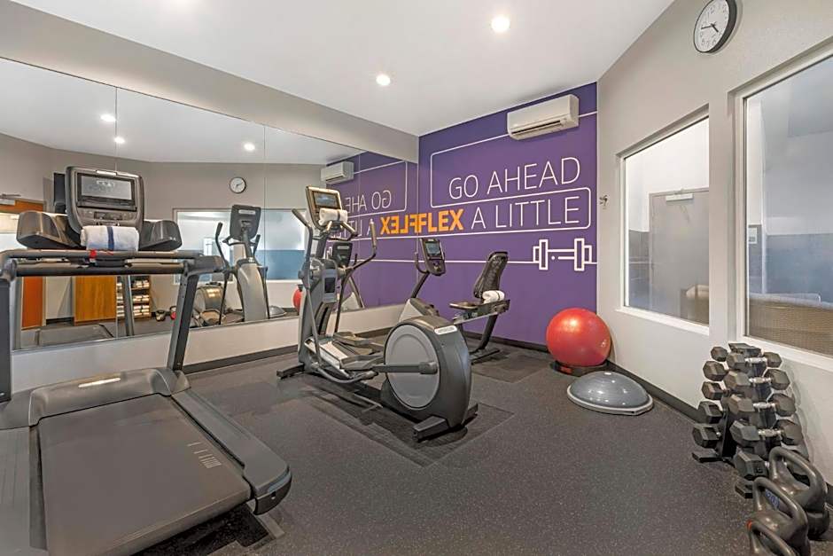 Holiday Inn Express Hotel & Suites Astoria By IHG