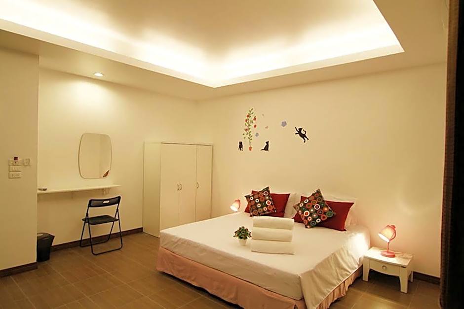 White Cat Hotel