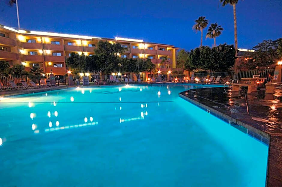 Yuma Inn and Suites