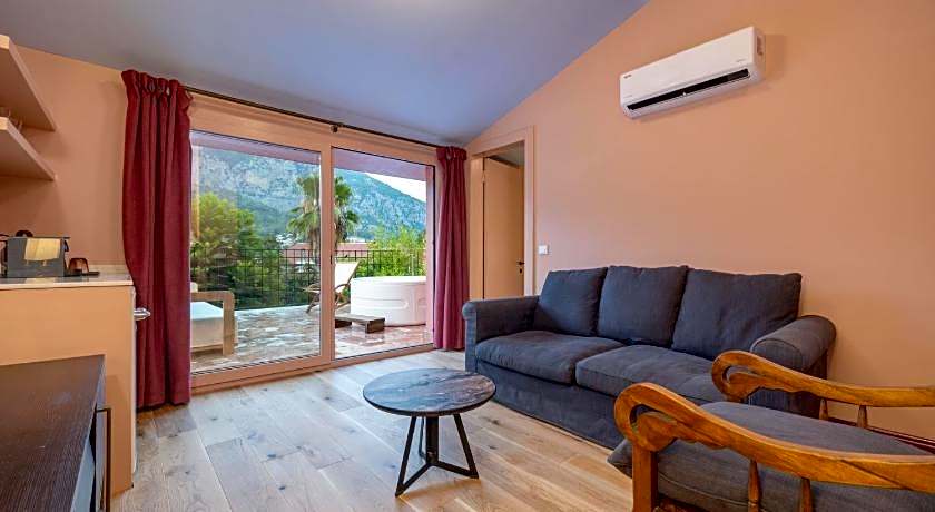 Yonca Anjelika Hotel