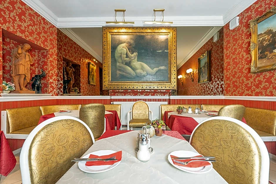 Hotel Urania