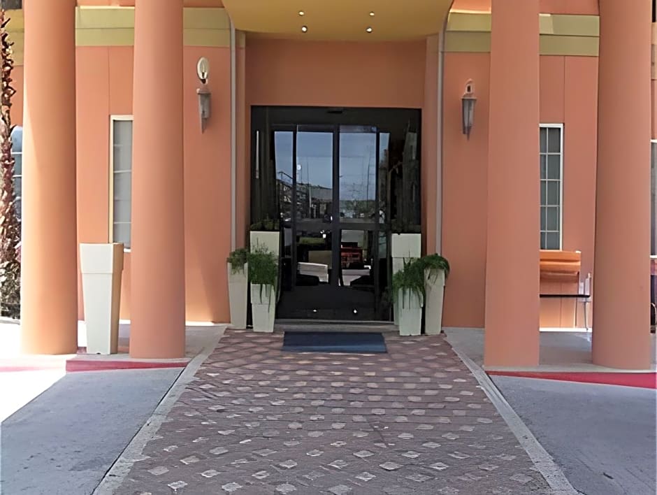Holiday Inn Express Hotel & Suites Rio Grande City