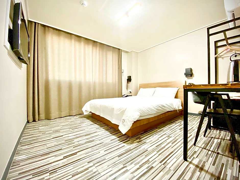 Stay Hotel