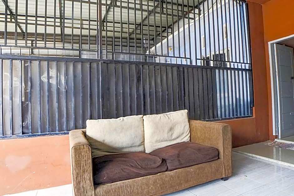 Hotel O Penginapan Syariah Faster Inn