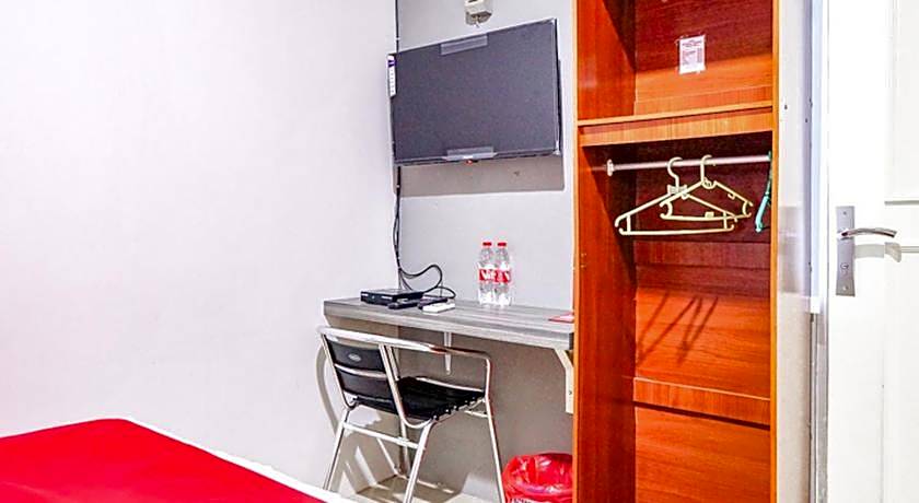 RedDoorz @ Citraland Surabaya