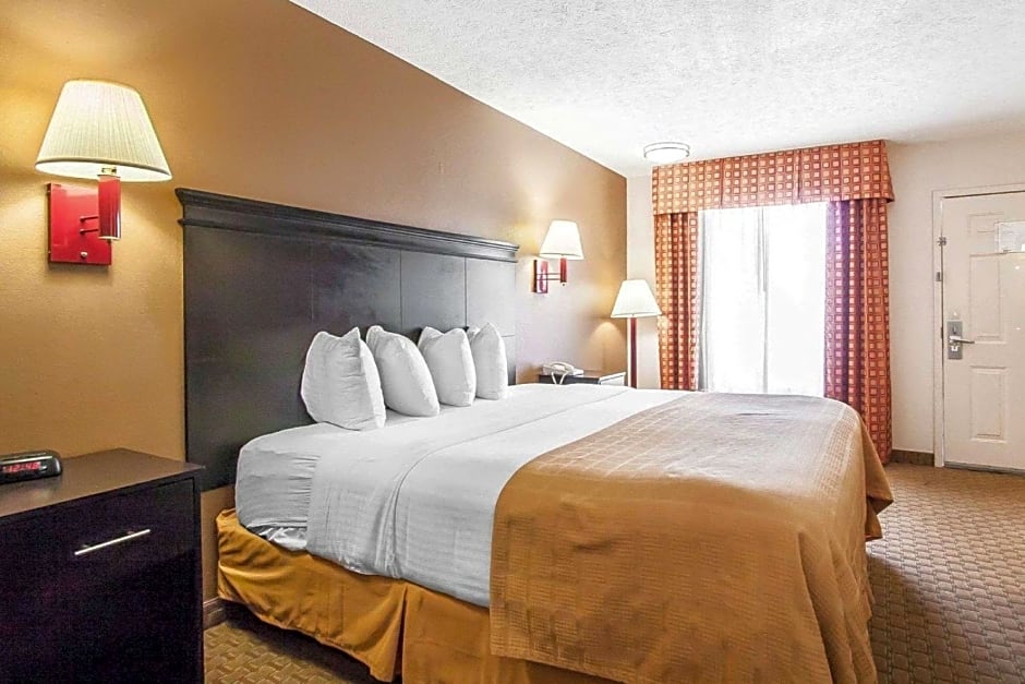 Quality Inn Savannah South