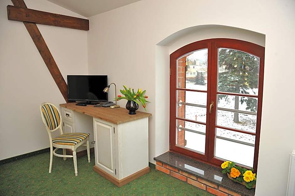 Hotel Sandro Silver & Spichlerz Antoniny