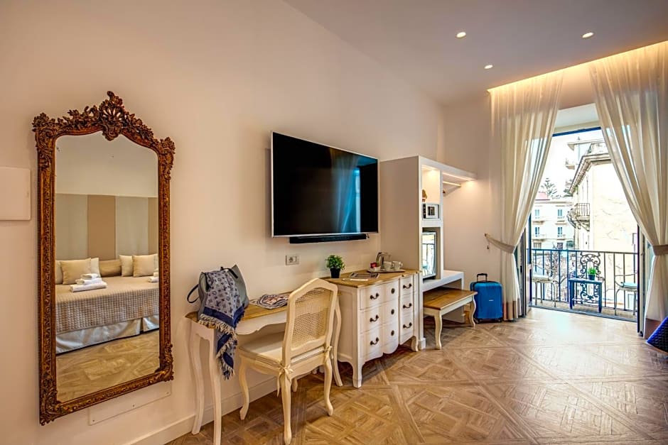 Sorrento Square Suites