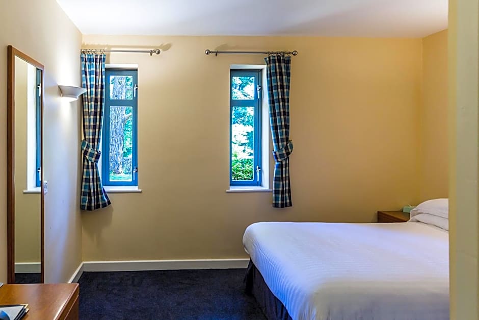 Photo 1 of 8 of Double Room