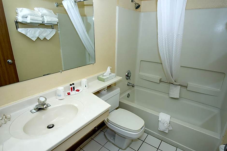 Super 8 by Wyndham Altoona