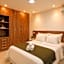Comfortable 3 Bedrooms: Side Sea View