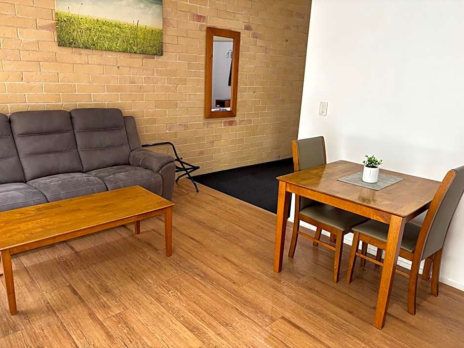 Caboolture Riverlakes Boutique Motel