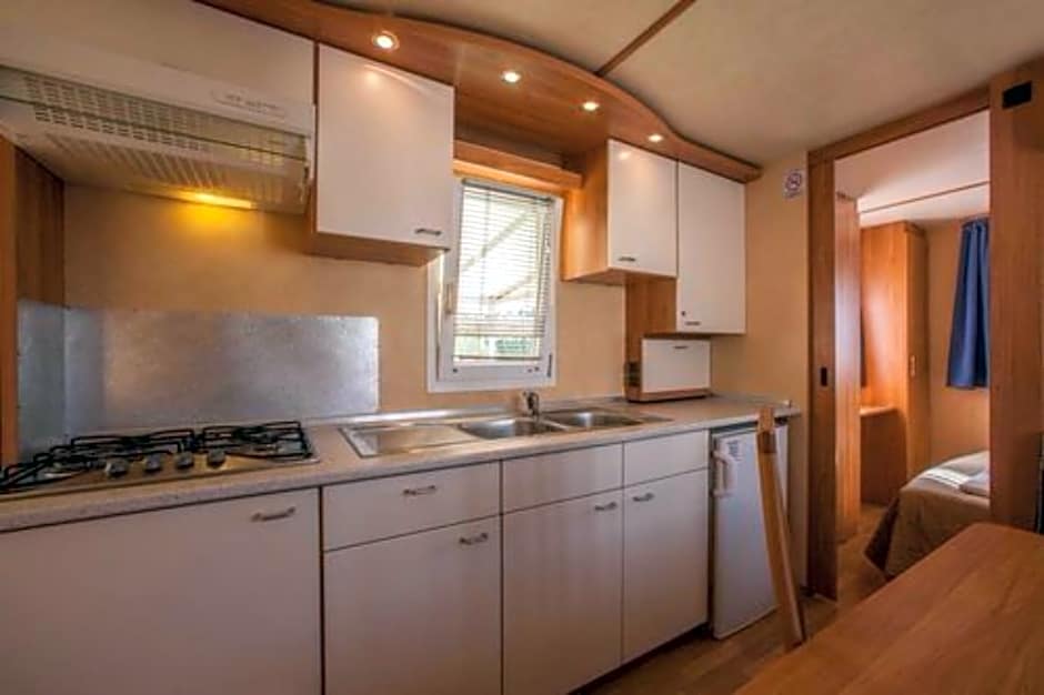 The Garda Village - Near Spiaggia Brema