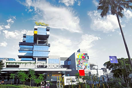 YELLO Hotel Paskal Bandung