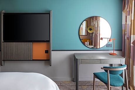 Standard King Room with Walk-In Shower