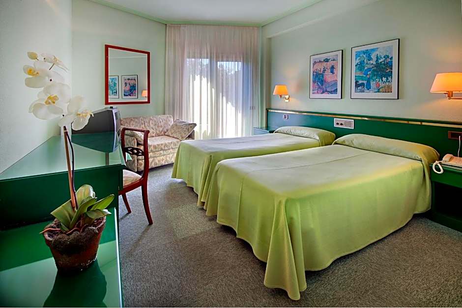 Hotel Rey Sancho Ramírez