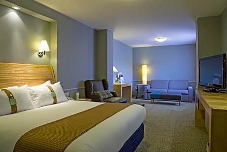 One-Bedroom Double Suite - Non-Smoking