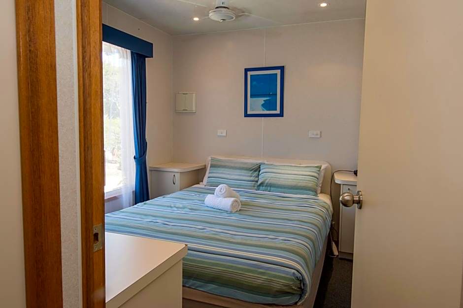 The Lakes Beachfront Holiday Park