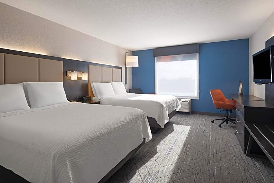 Holiday Inn Express St. Petersburg North / I-275 By IHG