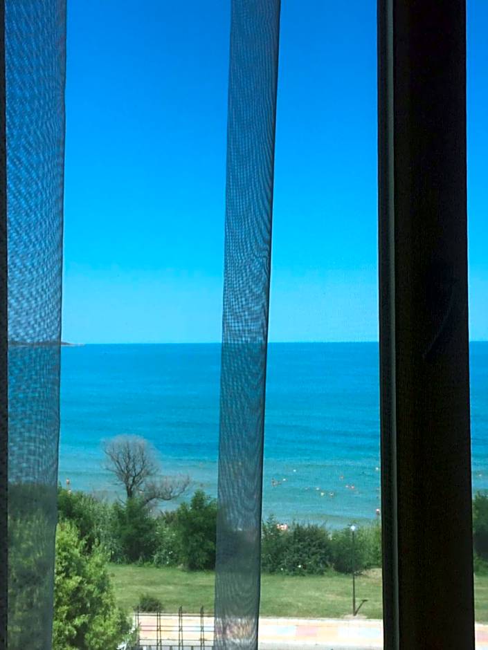 Hotel Perla Beach Luxury - All Inclusive & Free Beach Access