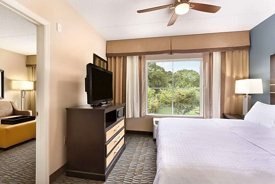 Homewood Suites By Hilton Atlanta Airport North