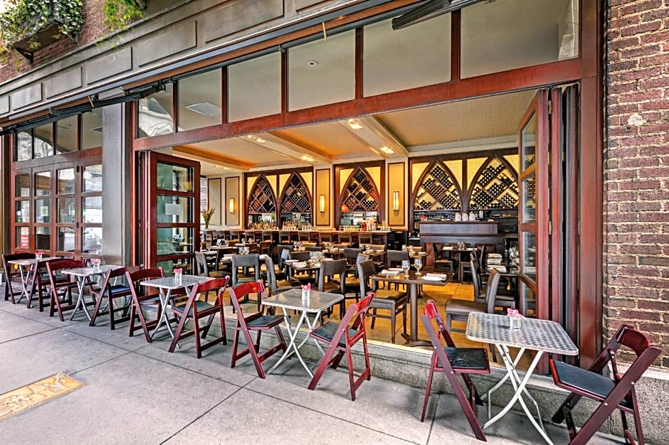 Library Hotel