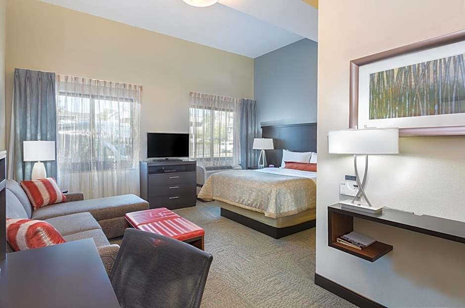 Photo 1 of 2 of Studio 1 Queen Bed Suite, Mobility Accessible, Bathtub