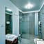 Black Pearl Apartment Hotel