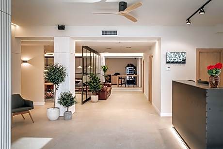 Aerohotel Barcelona Airport 24h