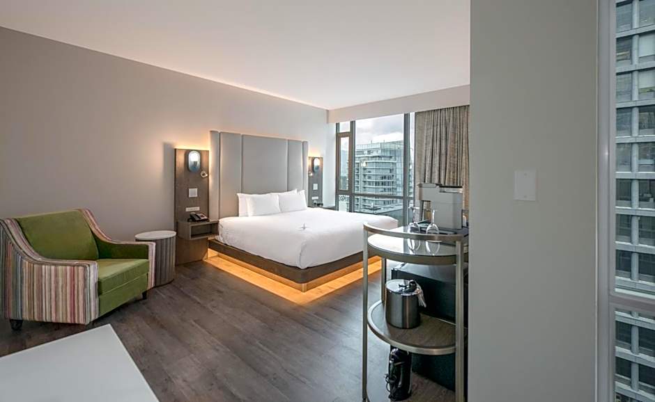 COAST COAL HARBOUR HOTEL by APA