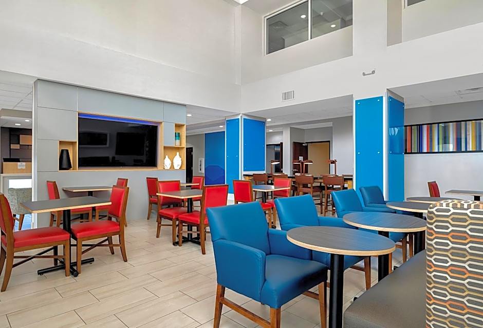 Holiday Inn Express Hotel & Suites Lufkin South By IHG