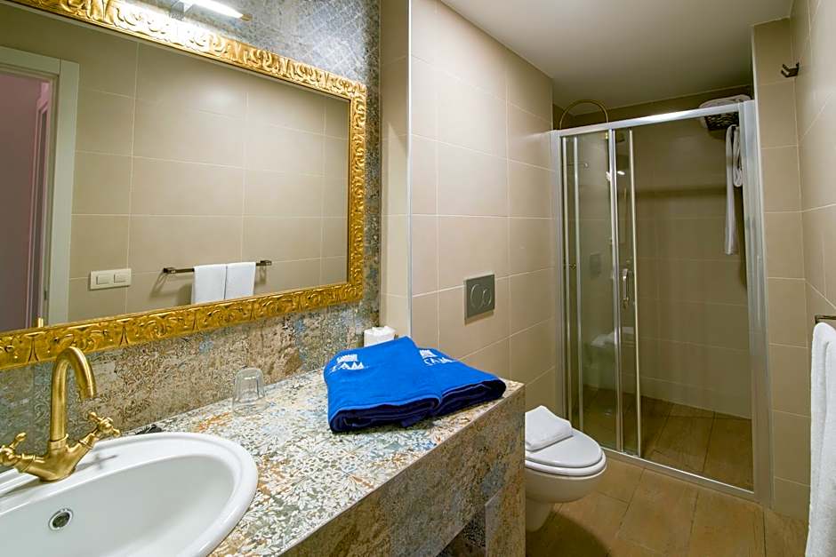 Alhambra Boutique Apartments by TAM Resorts