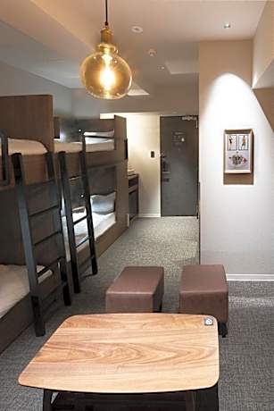 Quadruple Room with Private Bathroom