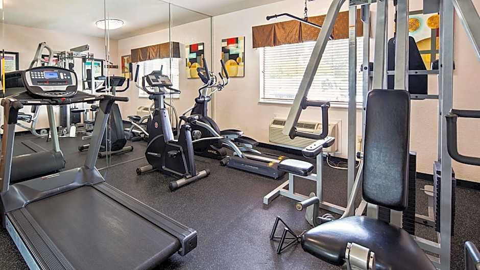 Best Western Plus Northwest Inn & Suites – Houston, TX