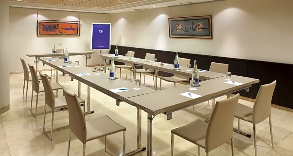 NH Ciudad De Santander