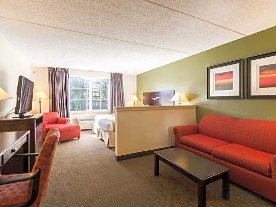 Quality Inn & Suites West Chester