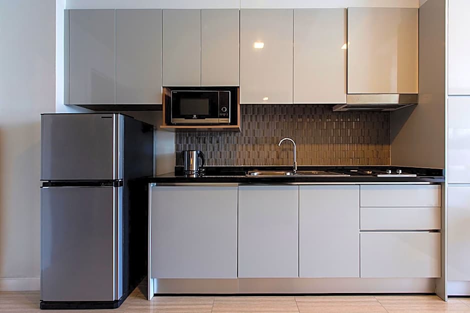 Metropolis Suites Bangkok, Tapestry Collection by Hilton