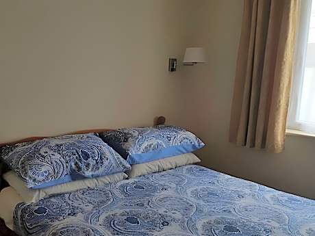 Family room-Comfort-Ensuite-Terrace-Room 3