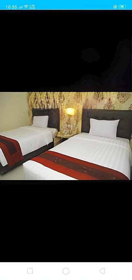 Hersya Front One Inn Surabaya