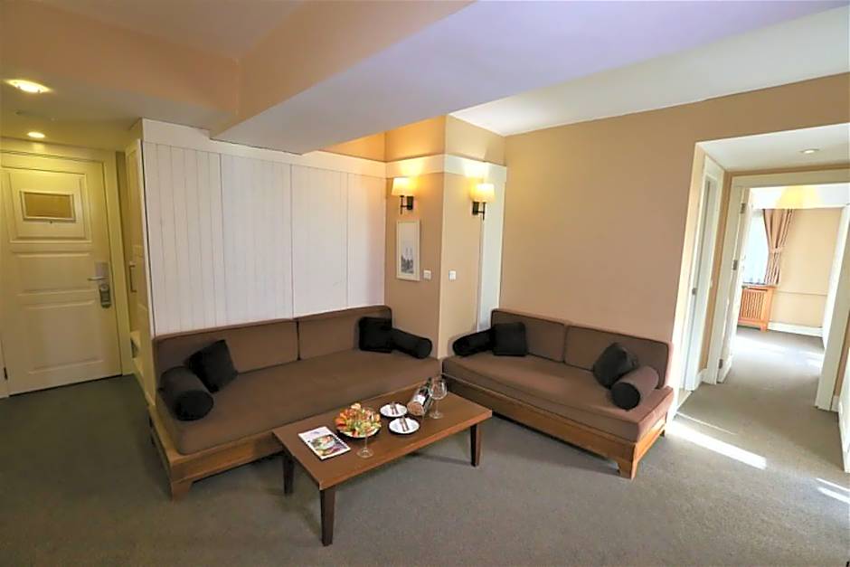 Dedeman Ski Lodge