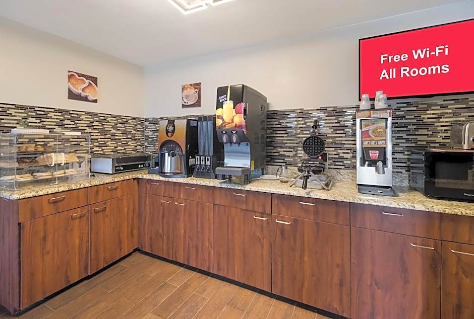 Red Roof Inn & Suites Jackson