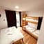 PJ Hotel Cerklje - 5min to Airport - Free Parking