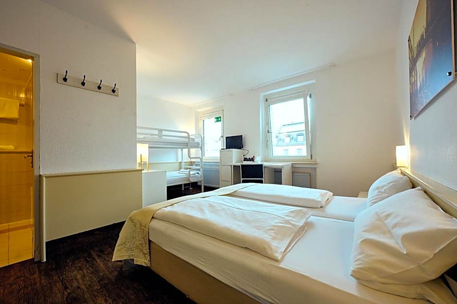 THE 4YOU Hostel & Hotel Munich
