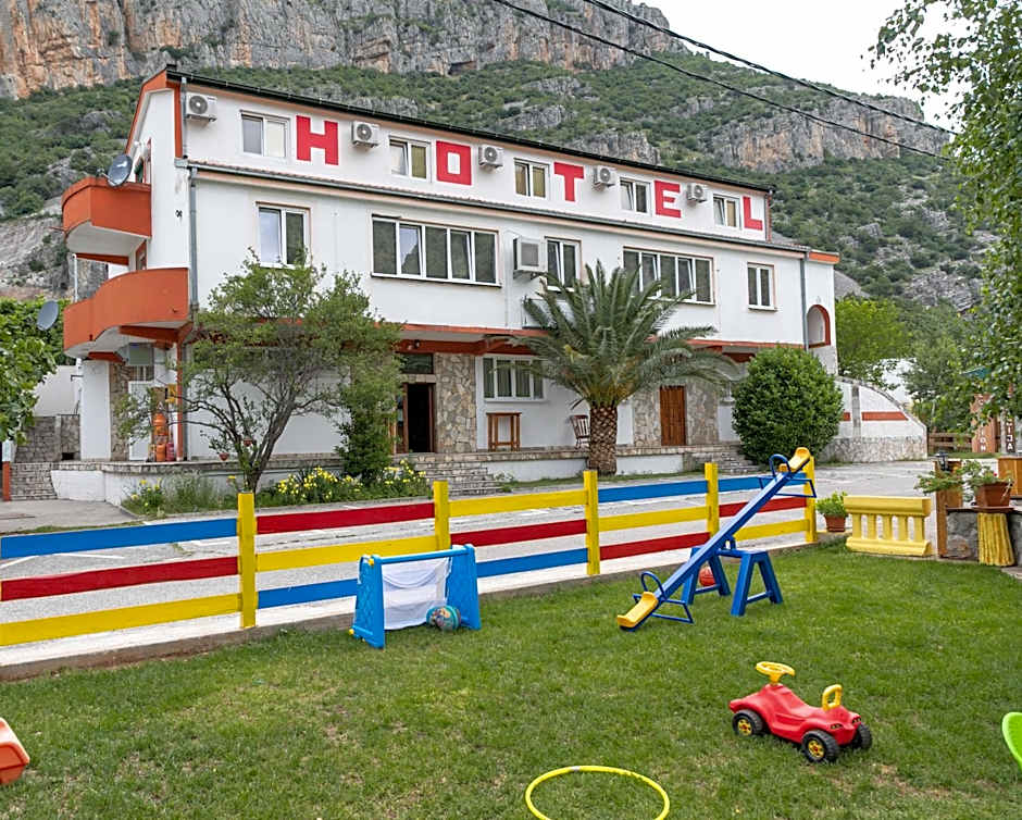 Hostel Izvor