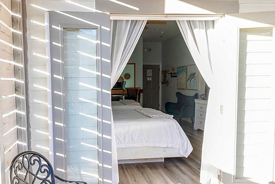 Hotel Whiskey in Pass Christian