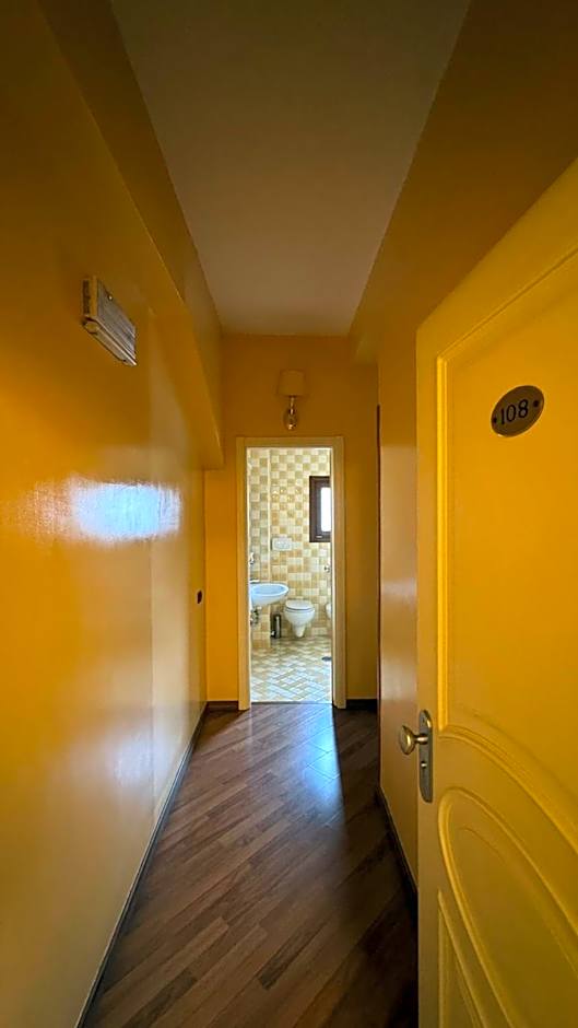 Hotel Bright