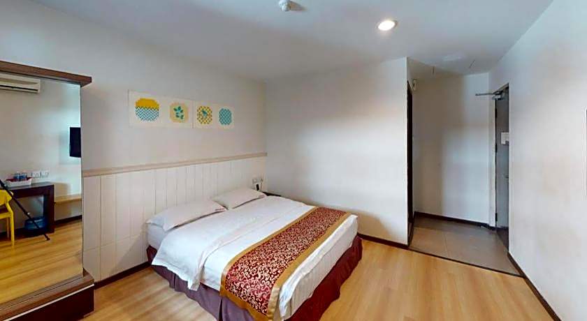 Aston Boutec Hotel Lintas Plaza