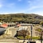 Canadas Best Value Desert Inn & Suites Cache Creek